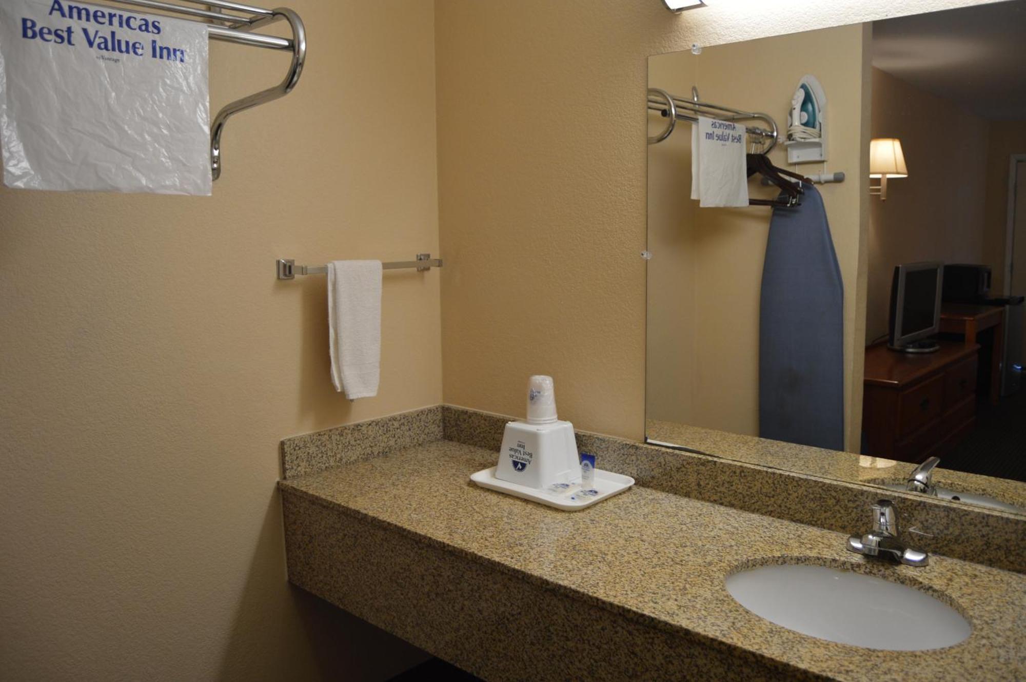 Americas Best Value Inn Gainesville Tx Экстерьер фото