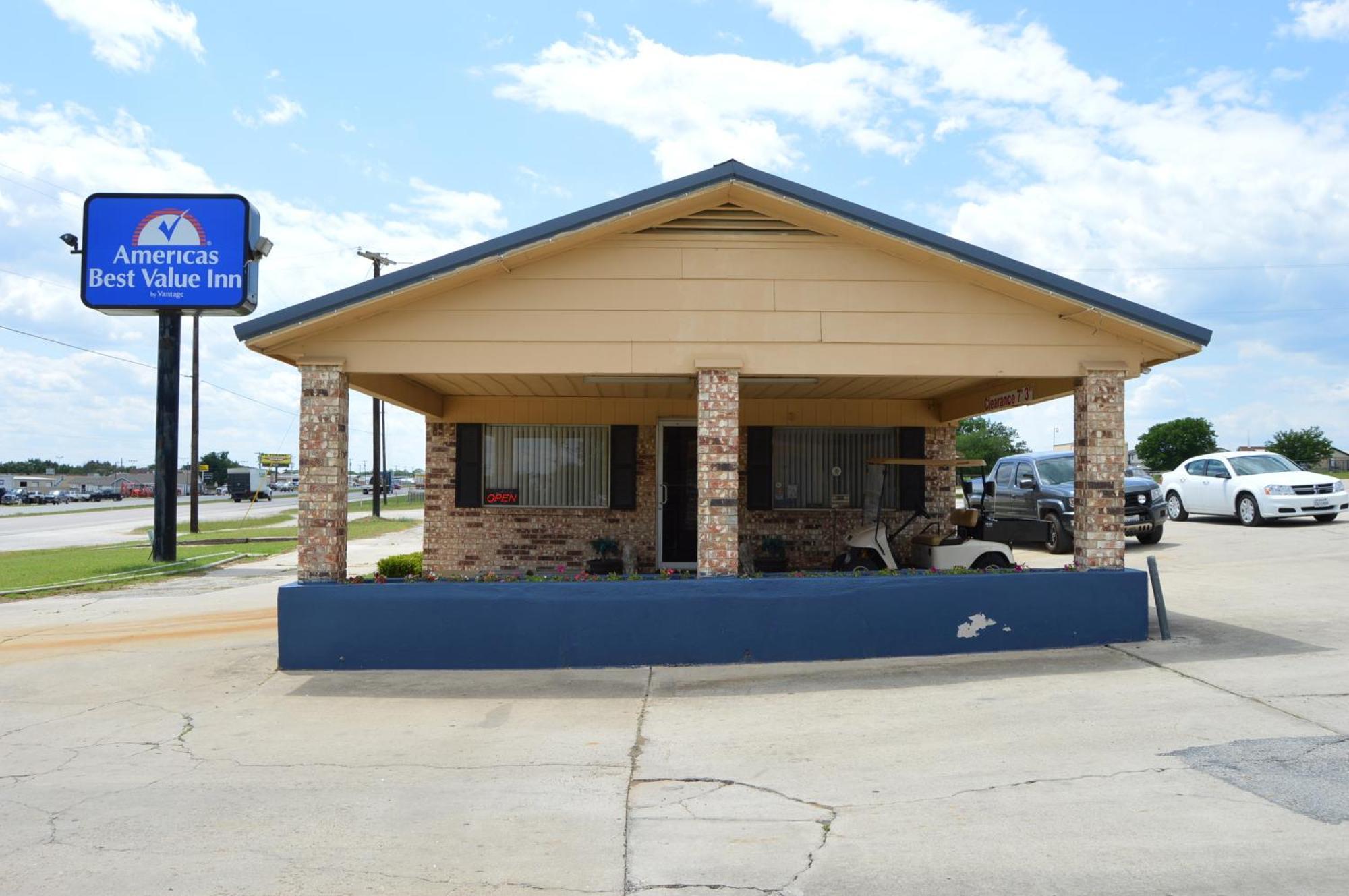 Americas Best Value Inn Gainesville Tx Экстерьер фото