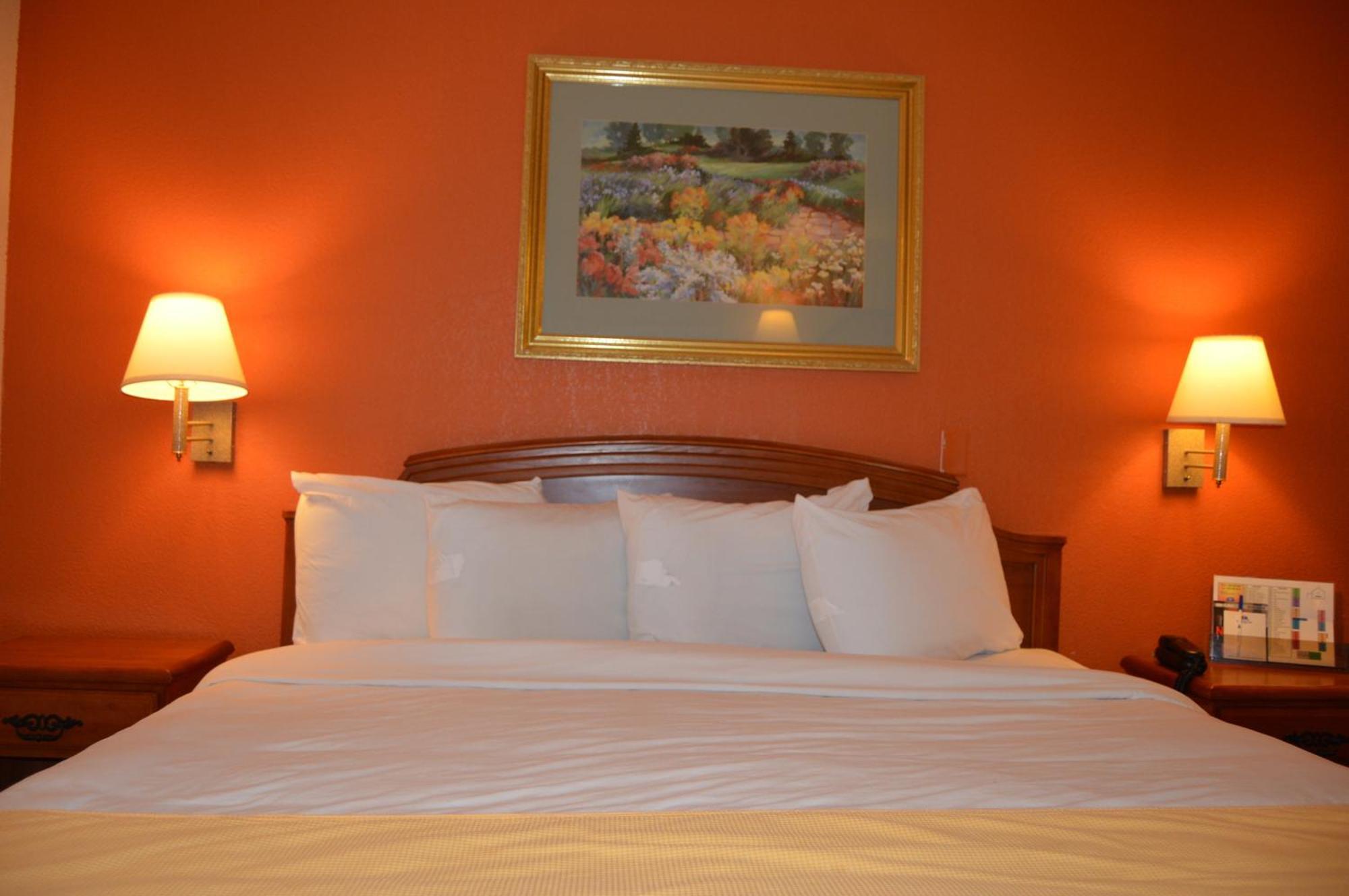 Americas Best Value Inn Gainesville Tx Экстерьер фото